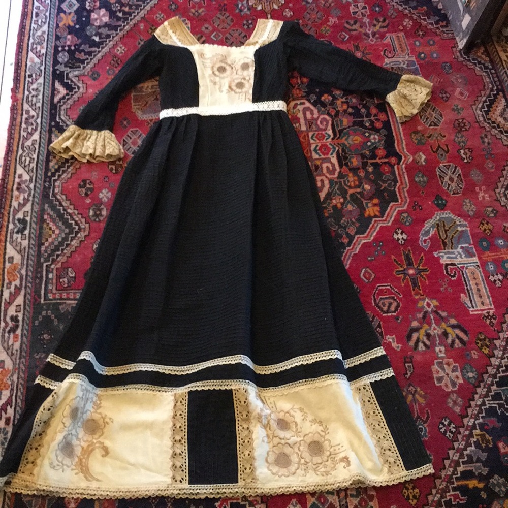 Georgia Charuhas vtg embroidered  festival dress